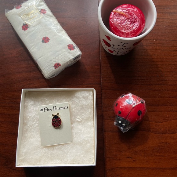 Set of Lady Bug items - Picture 2 of 3